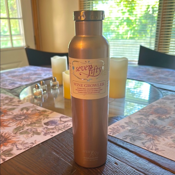 Silver Wine Growler - Picture 1 of 4
